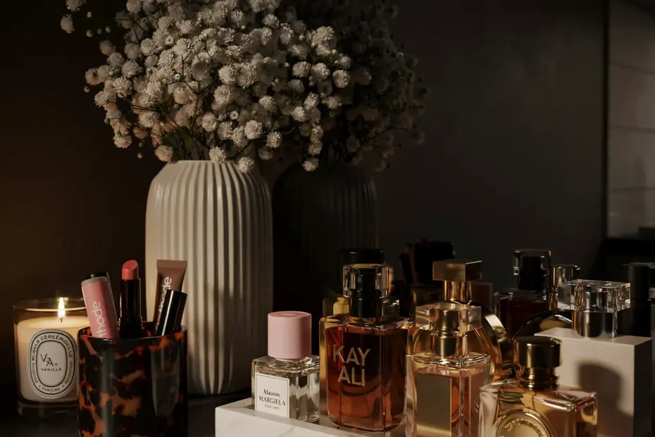 Vanilla Girl Aesthetic Neutral Room Decor | Tortoise Shell Perfume Tray | Clean Girl Candle