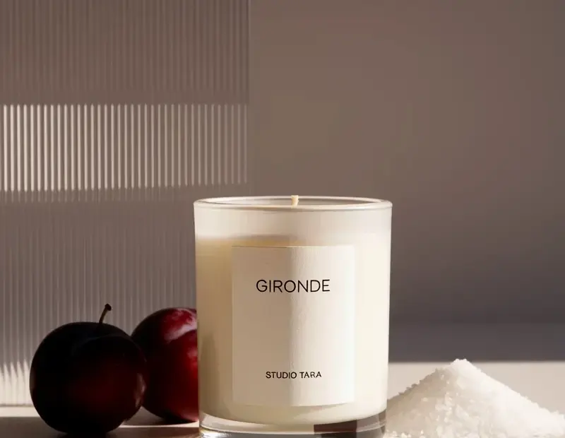 Gironde Candle Autumn Styling Idea | Minimalist Decor with Plums and Sea Salt